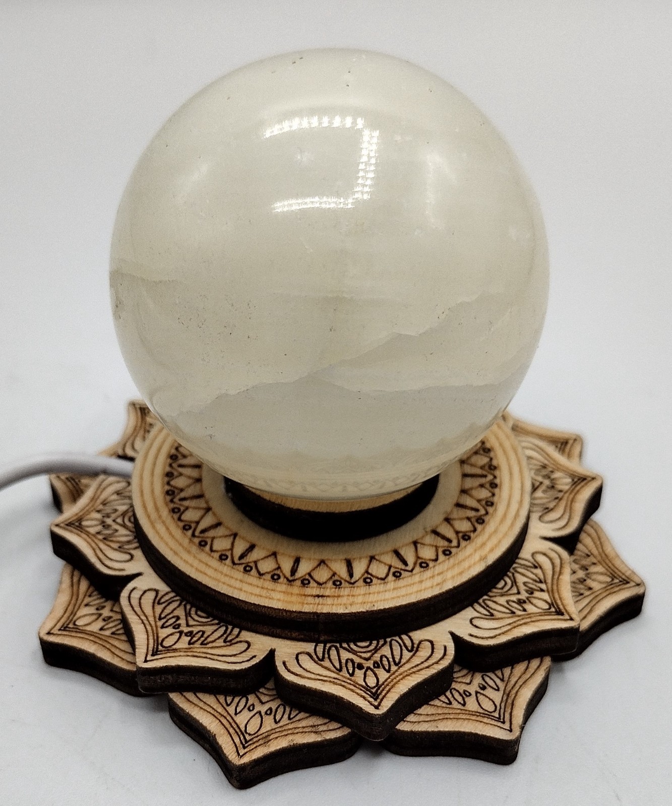 Natural Green Banded Onyx Sphere 47mm w/ USB Lighted Lotus Stand – Crystal Décor