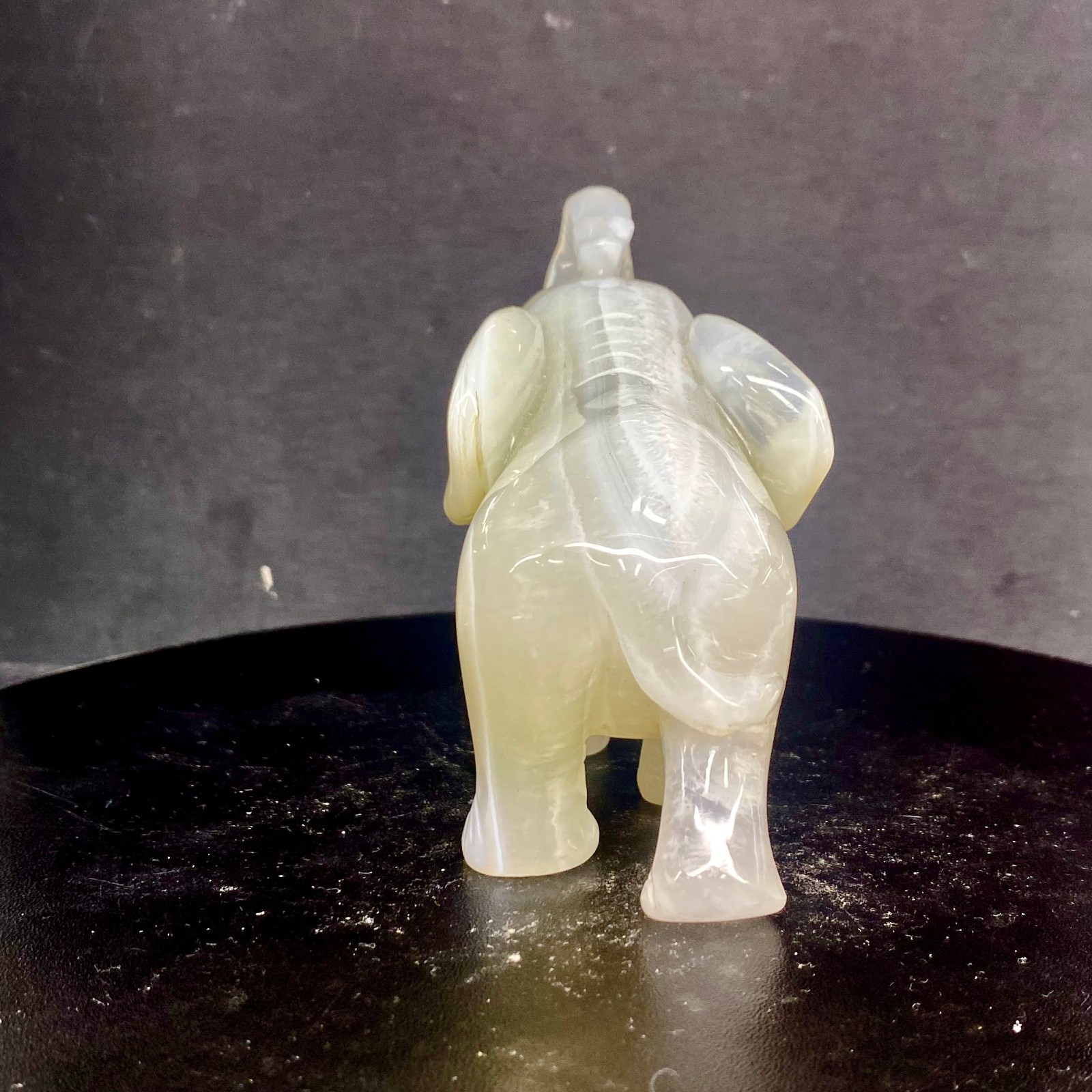 300G Natural agate carved crystal elephant realistic crystal therapy