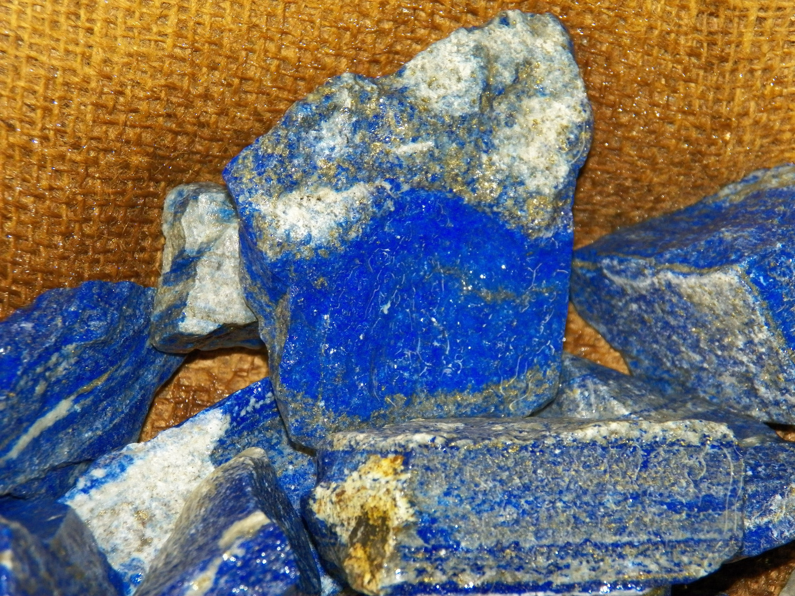 3000 Carat Lots of High End Lapis Rough – Plus a FREE Faceted Gemstone
