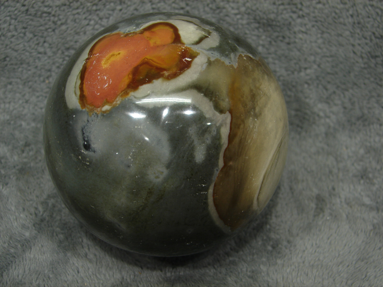 3&1/8″ PolyChrome Jasper 1lb 9.2 oz Sphere Madagascar Healing Reiki Stone Ball