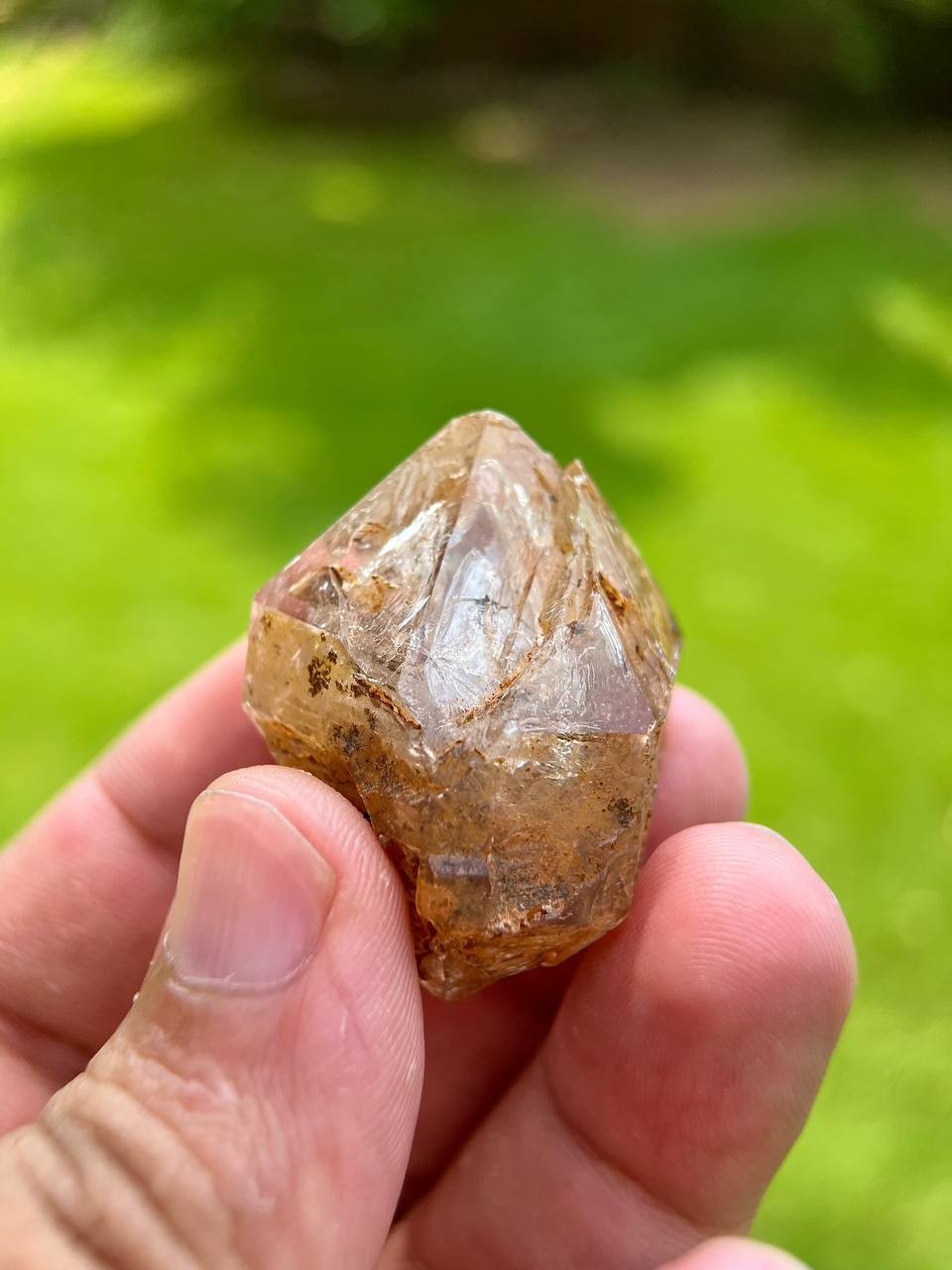 25 Grams Superb Fully Natural Clay Included Window / Fenster Quartz Crystal