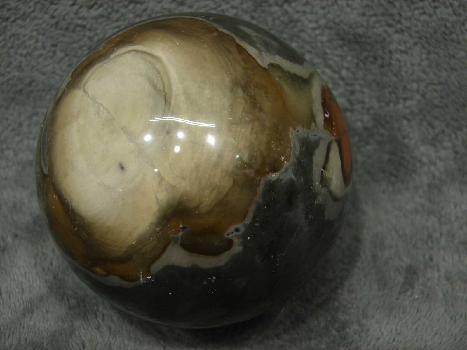 3&1/8″ PolyChrome Jasper 1lb 9.2 oz Sphere Madagascar Healing Reiki Stone Ball
