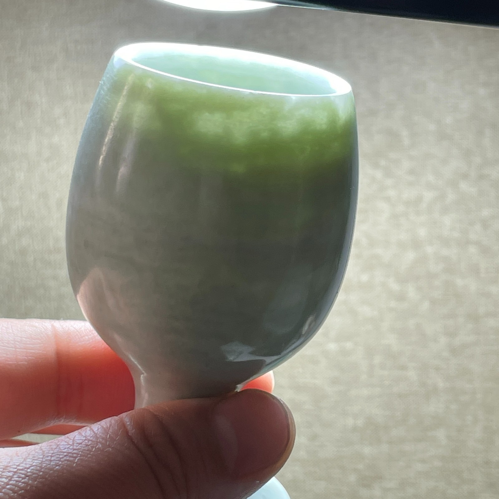 3.4 in Jade stone Cup Goblets Wine Glasses Random 1pcs