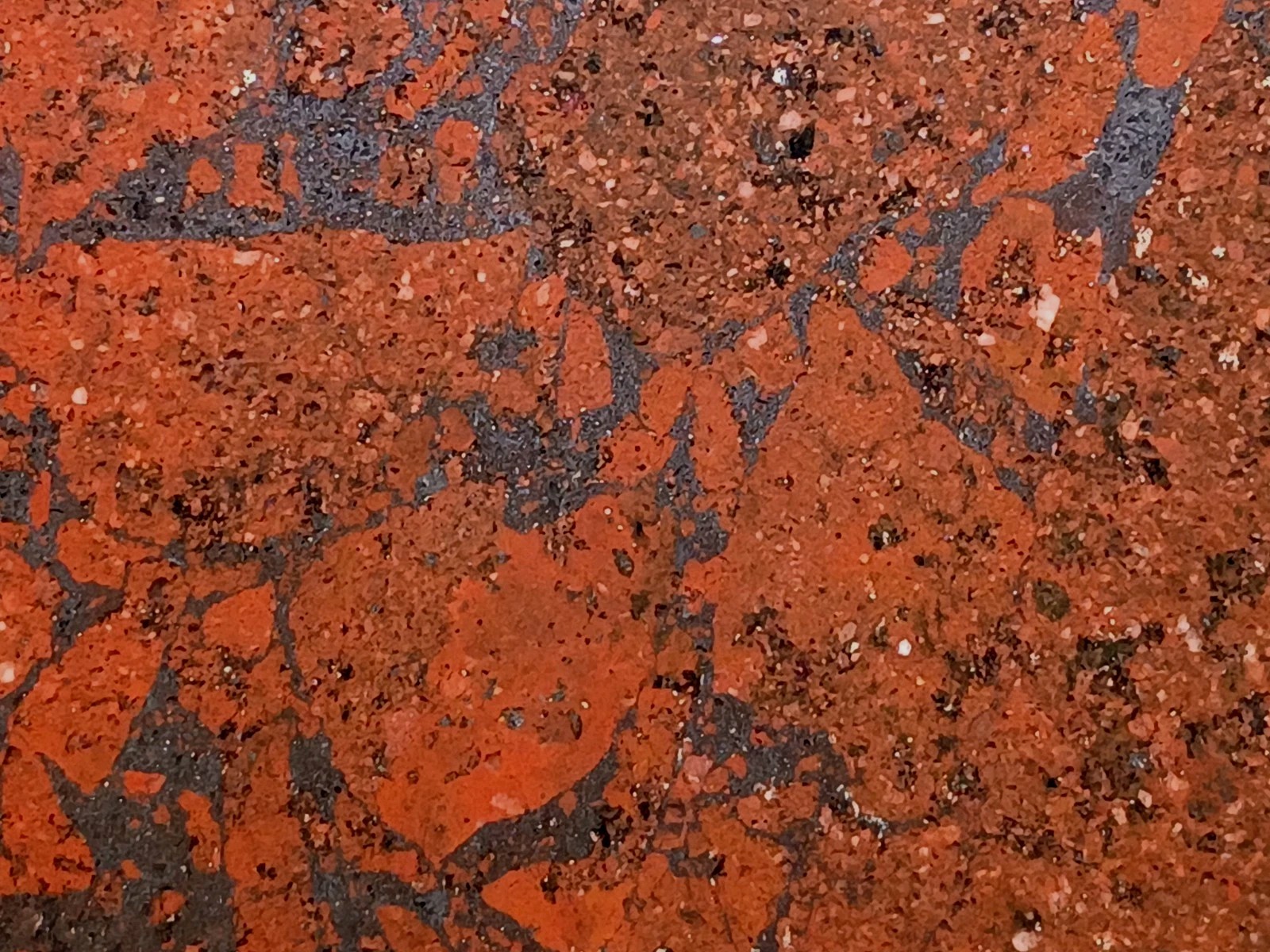 ​873g Pilot Knob Red Jasper Magnetite Breccia Iron Co MO Polished