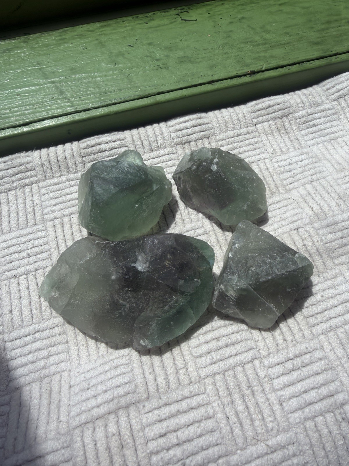 4pcs Raw Fluorite Quartz Crystal