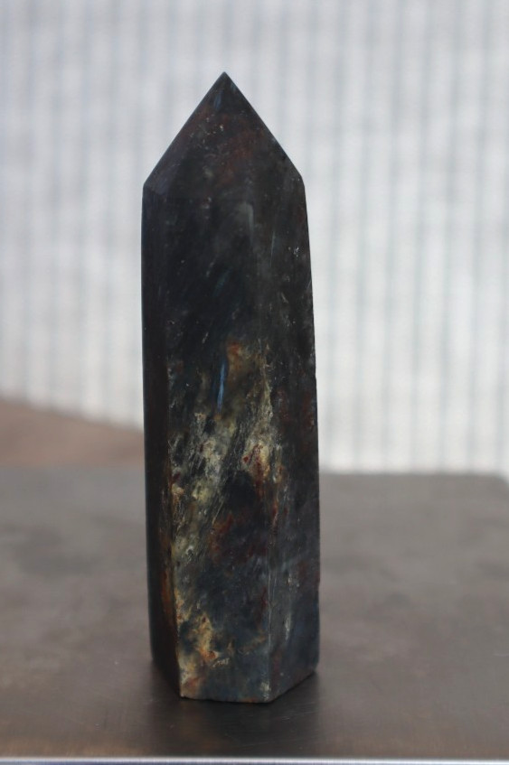 ARFVEDSONITE WITH GARNET POINT BUNDLE (9) POINTS INCLUDED/ OVER 2 LBS