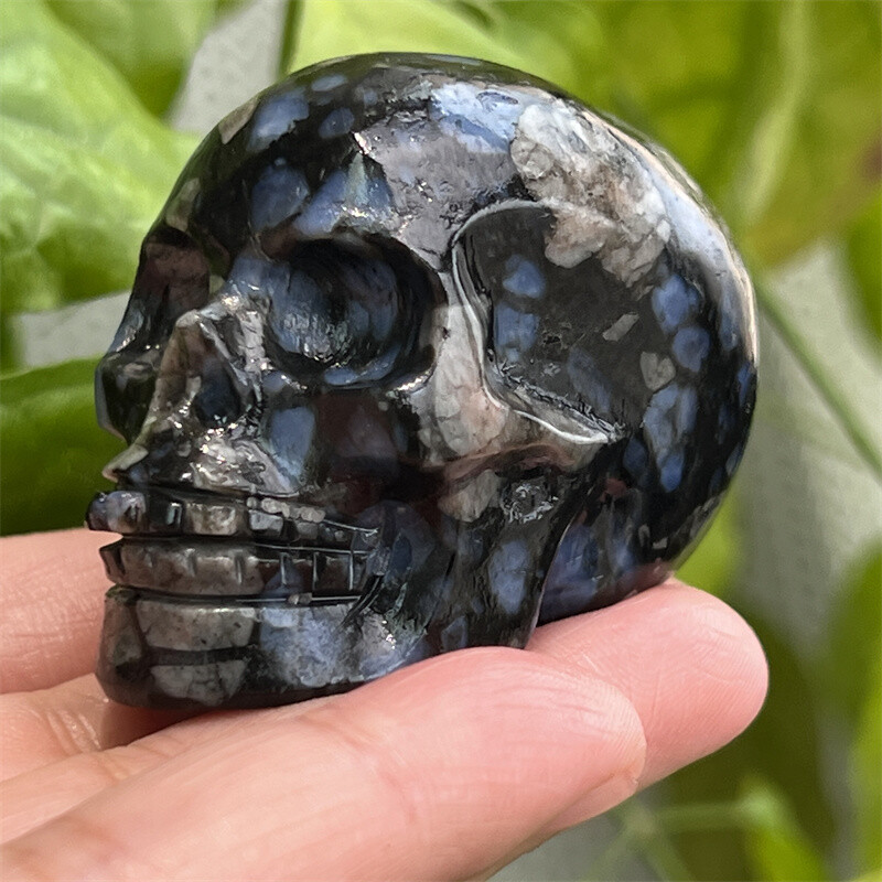 2″ Natural rhyolite Figurines skull Quartz Crystal Skull healing Random 1pc