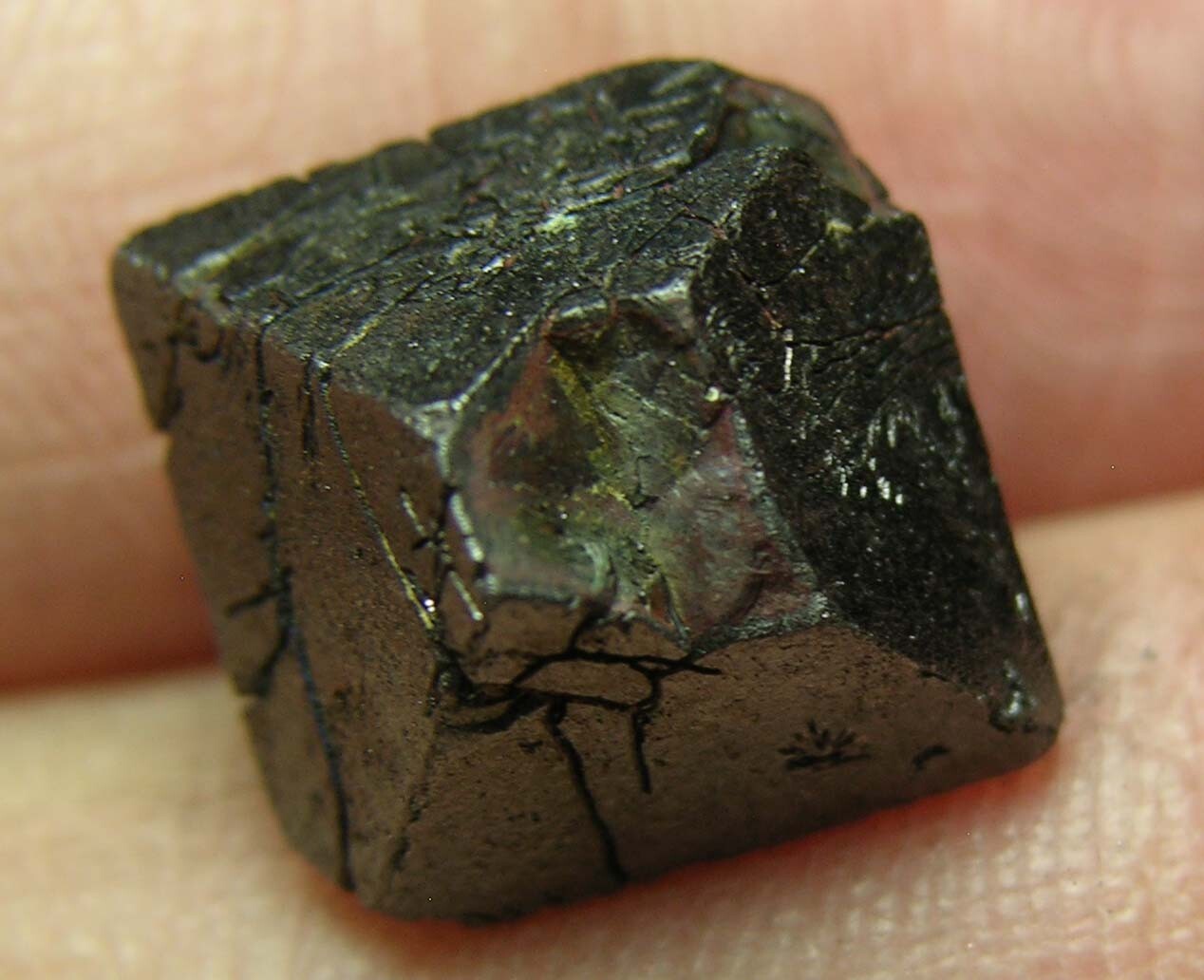 #37 Pakistan 18.95ct Natural Octahedron Magnetite Crystal Specimen 3.75g 16mm