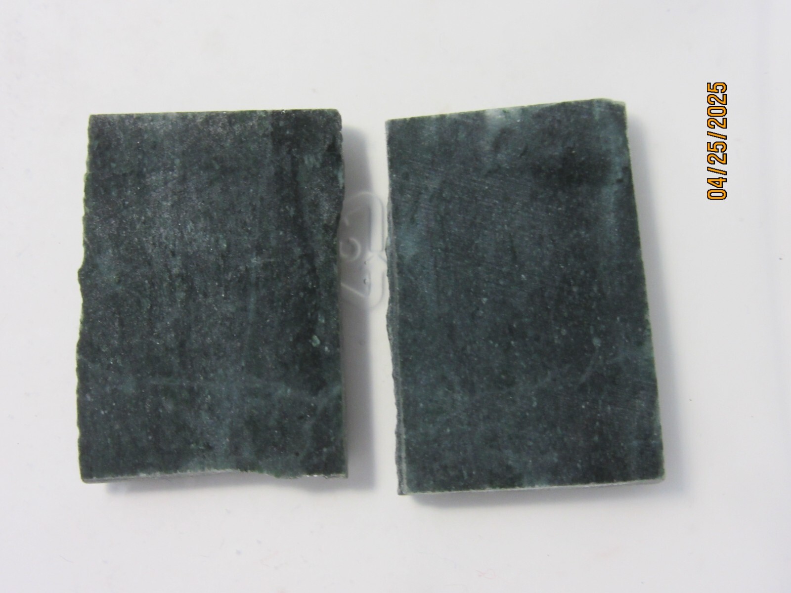 One Mountain Meadow Green Nephrite 1 5/16″ Slice Collectible MMGNS-71
