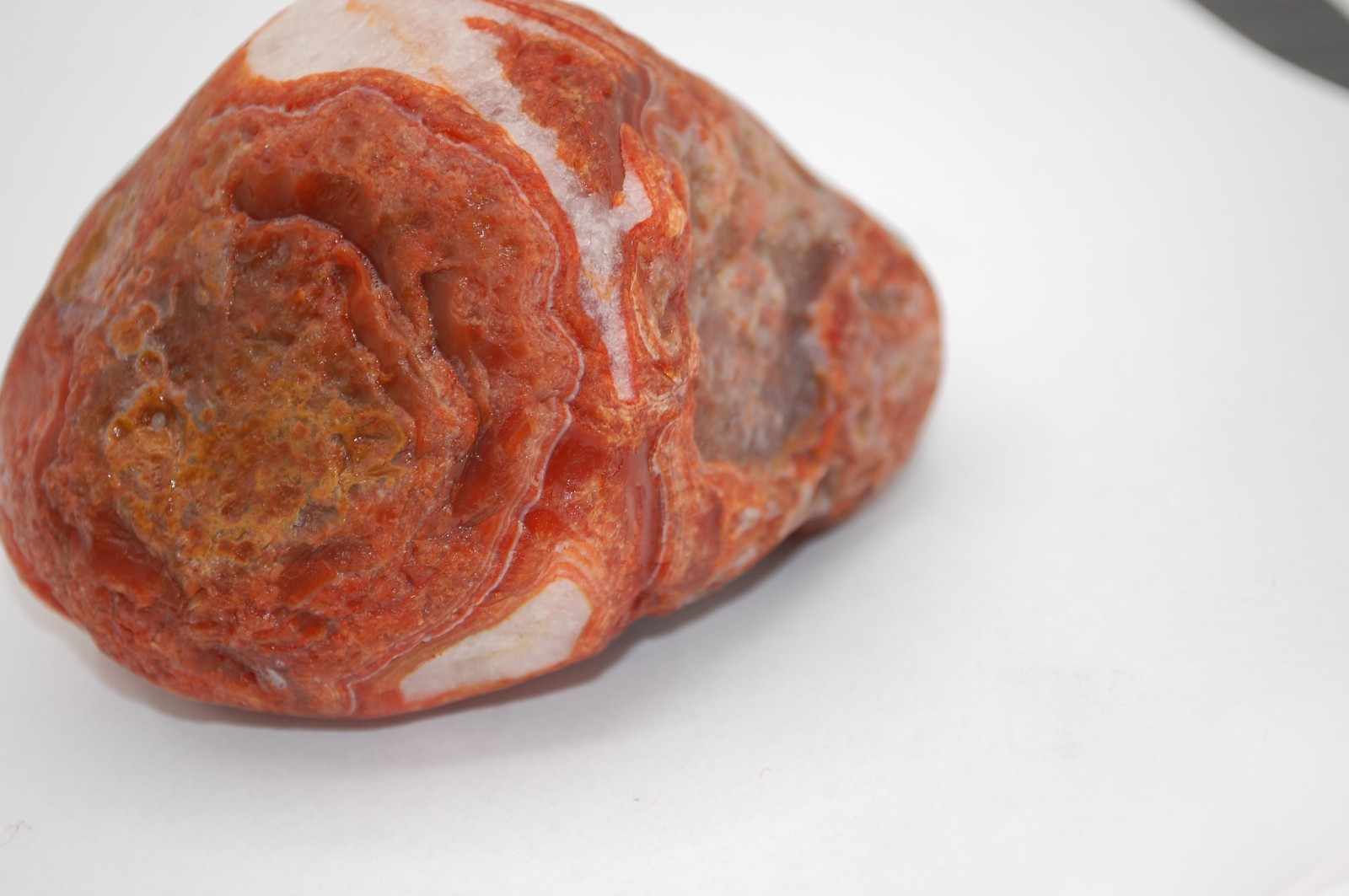 AGATE LAKE SUPERION AGATE 14.9 OZ 3 3/8″ X 3″ X 2″. MINNESOTA AGATE