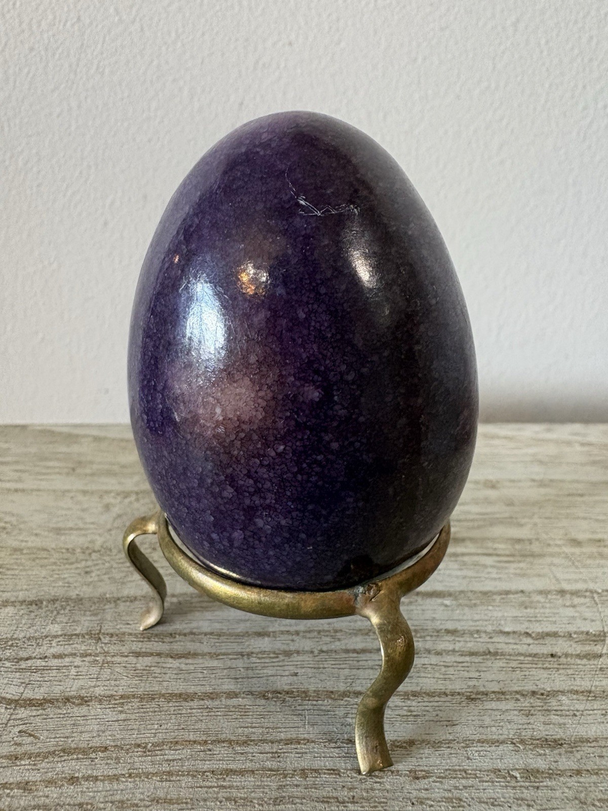 Vtg Deep Purple LEPIDOLITE Lavender Mica Polished Stone Egg Brass Stand
