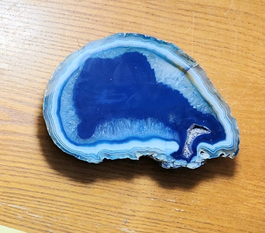 Cut Polished Dragon Vein Agate Geode 4” x 3” x 1″ meditation, luck 8.5 oz 241 gm