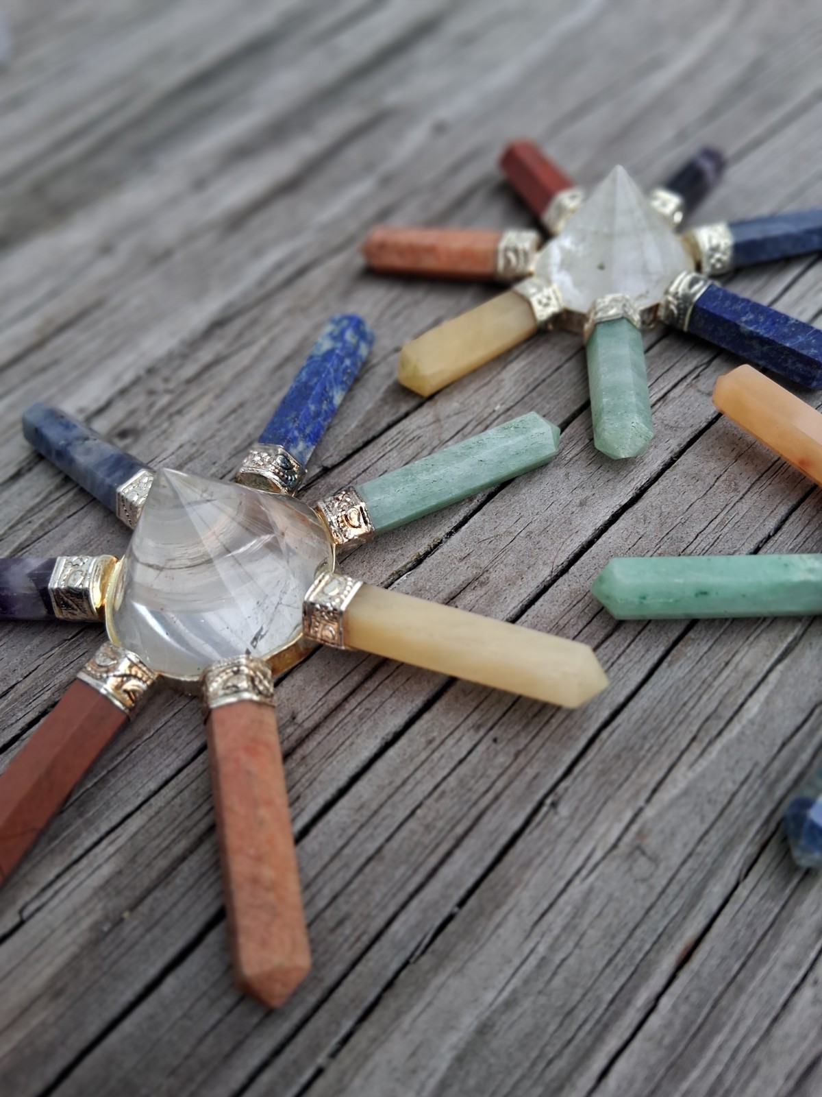 7 Chakra Stones w. Energy Focusing Center Crystal Cone Silver Band Set Of 3