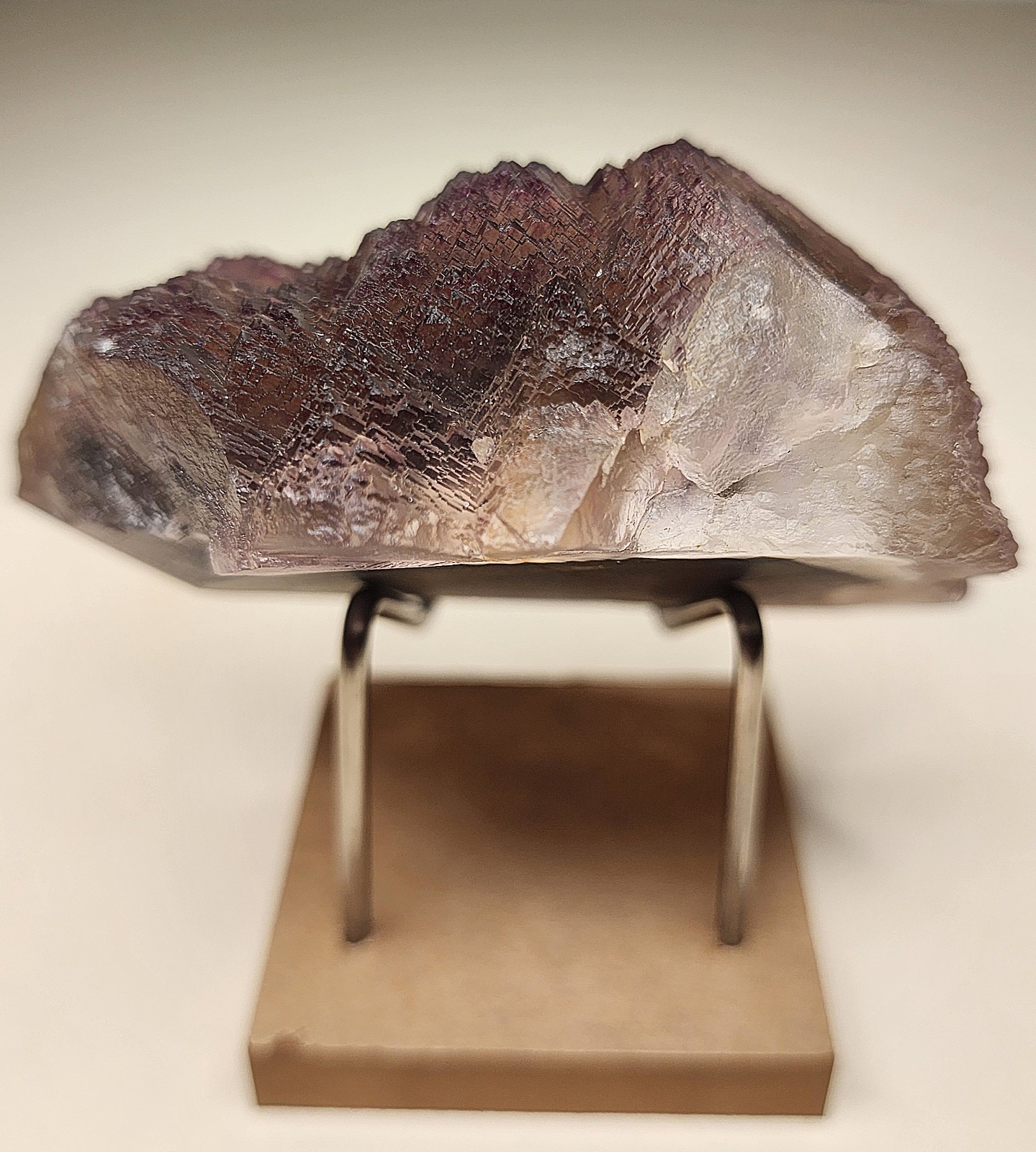 ✨️Terraced tricolor fluorite with chevron zoning Qinglong Mine, China✨️