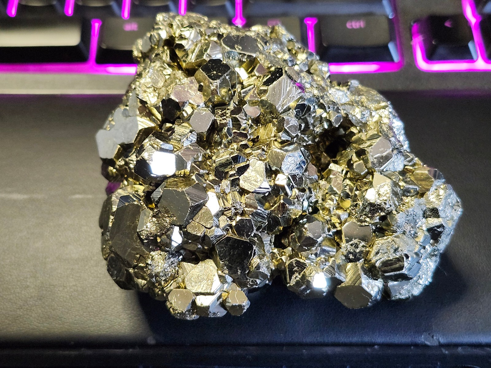 ✨🌟Peruvian Pyrite – Huge Octahedral Crystals – (Huanzala Mine, Peru) – 686g