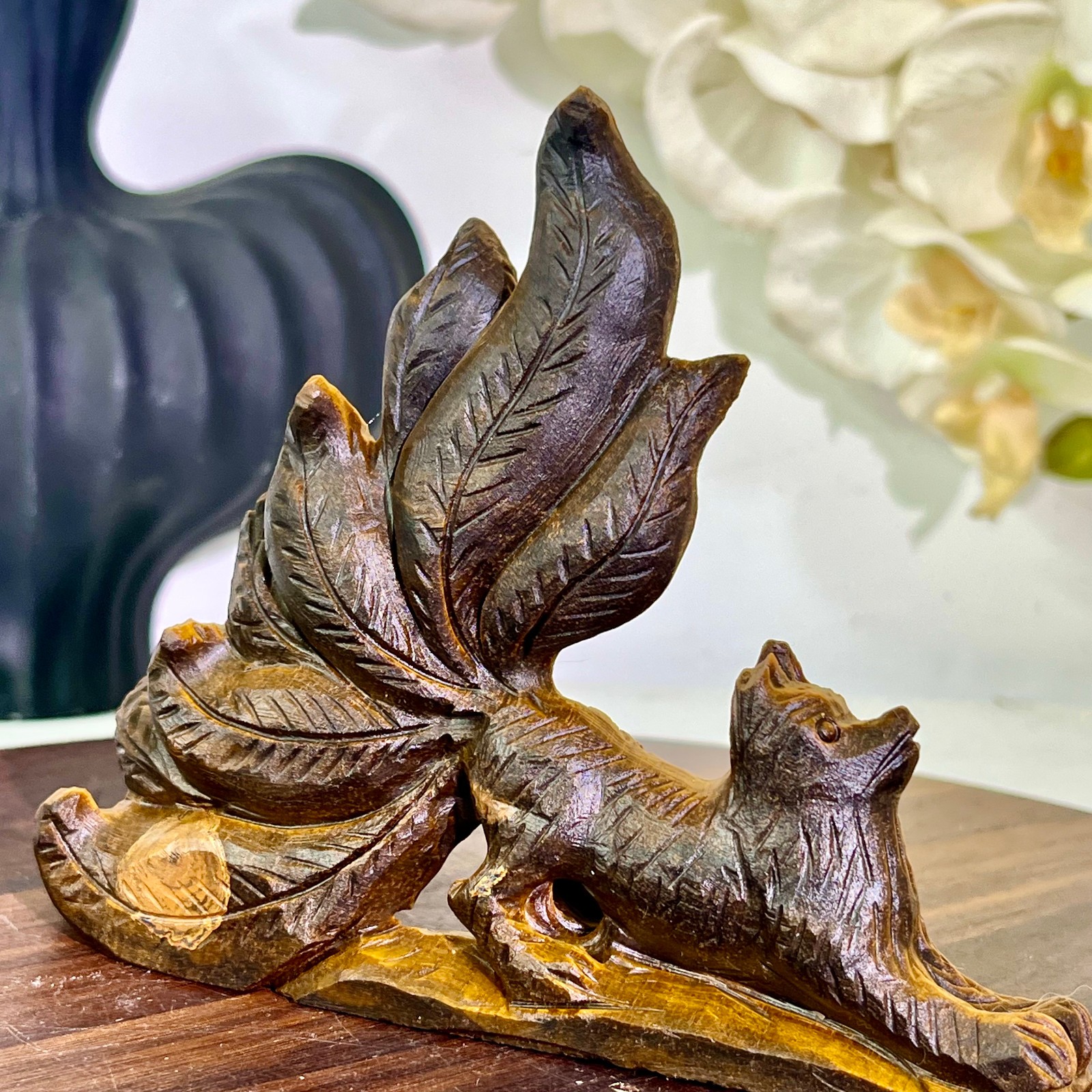 320G Natural tiger eye stone products, handmade carved and polished spiritual j