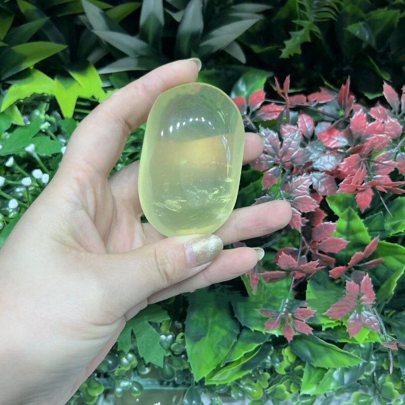 TOP Wholesale Natural Citrine Quartz Palm Stone Quartz Crystal Reiki Healing 1PC