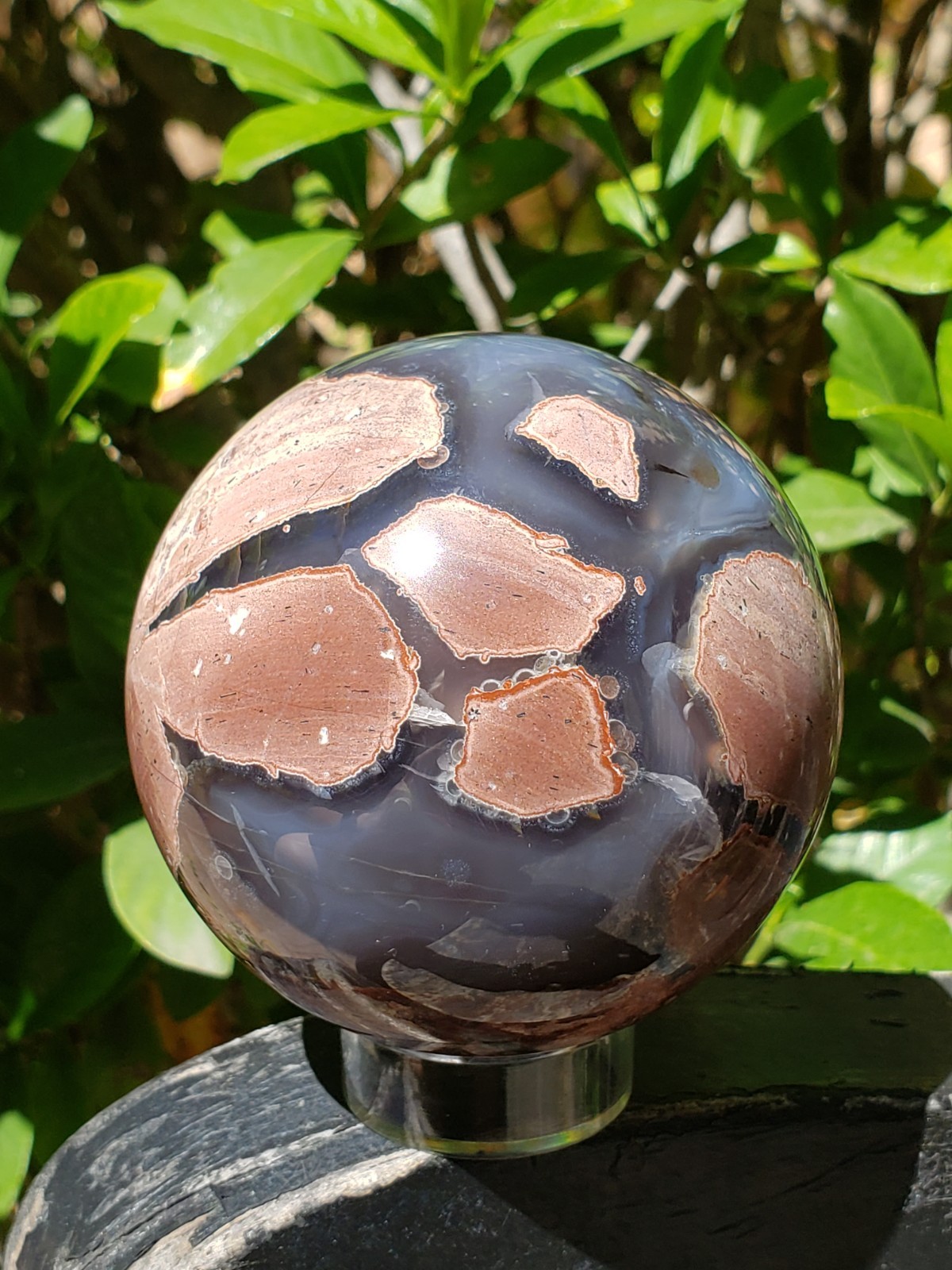 2.85″ Football Agate Volcanic Sphere Ball Orb Stunning Green UV, 526g or 1.2 lbs