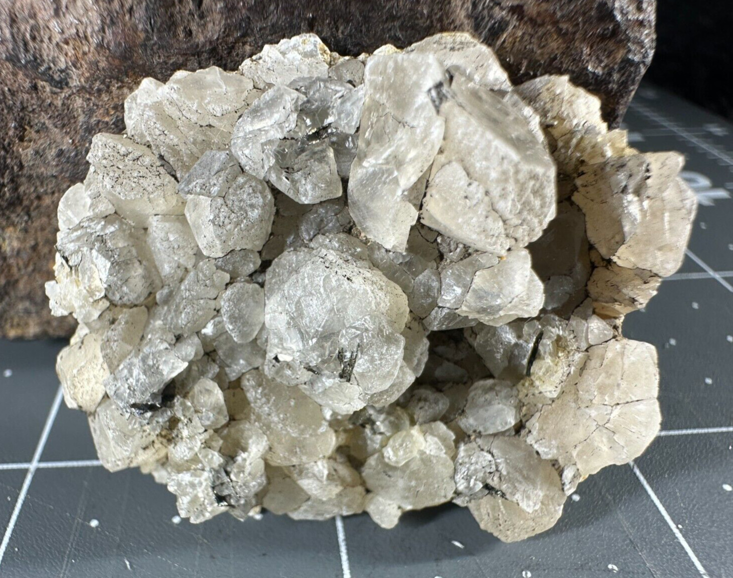 ➤ 1-5/8″ – UGLY CALCITE – Pretty ORANGE FLUORESCENT – Duenweg Mine MO -VIDEO➤447