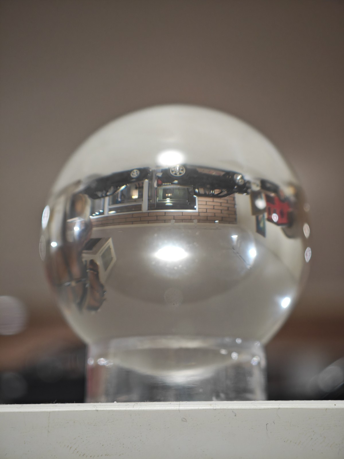 2 Inch Crystal 🔮 Ball With acrylic Stand And LED Base