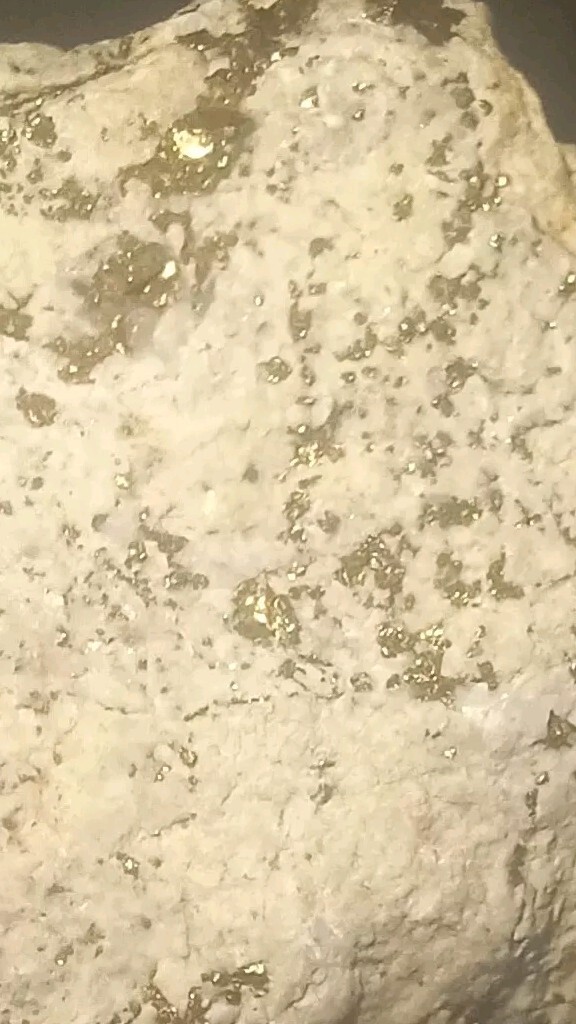102.058 Grams of Natural Mined Visually Beautiful Telluride Gold Copper Iron Ore
