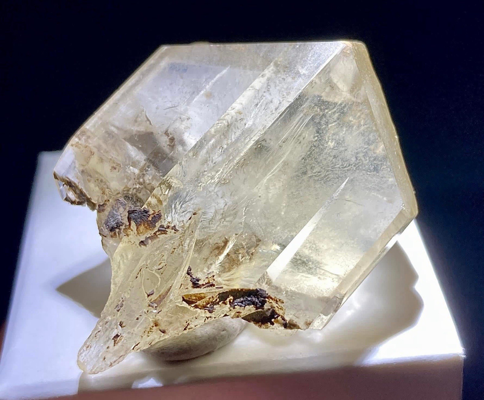 Gypsum (Var: Selenite) Red River Floodway, Winnipeg, Canada Weighs: 13.43 Grams