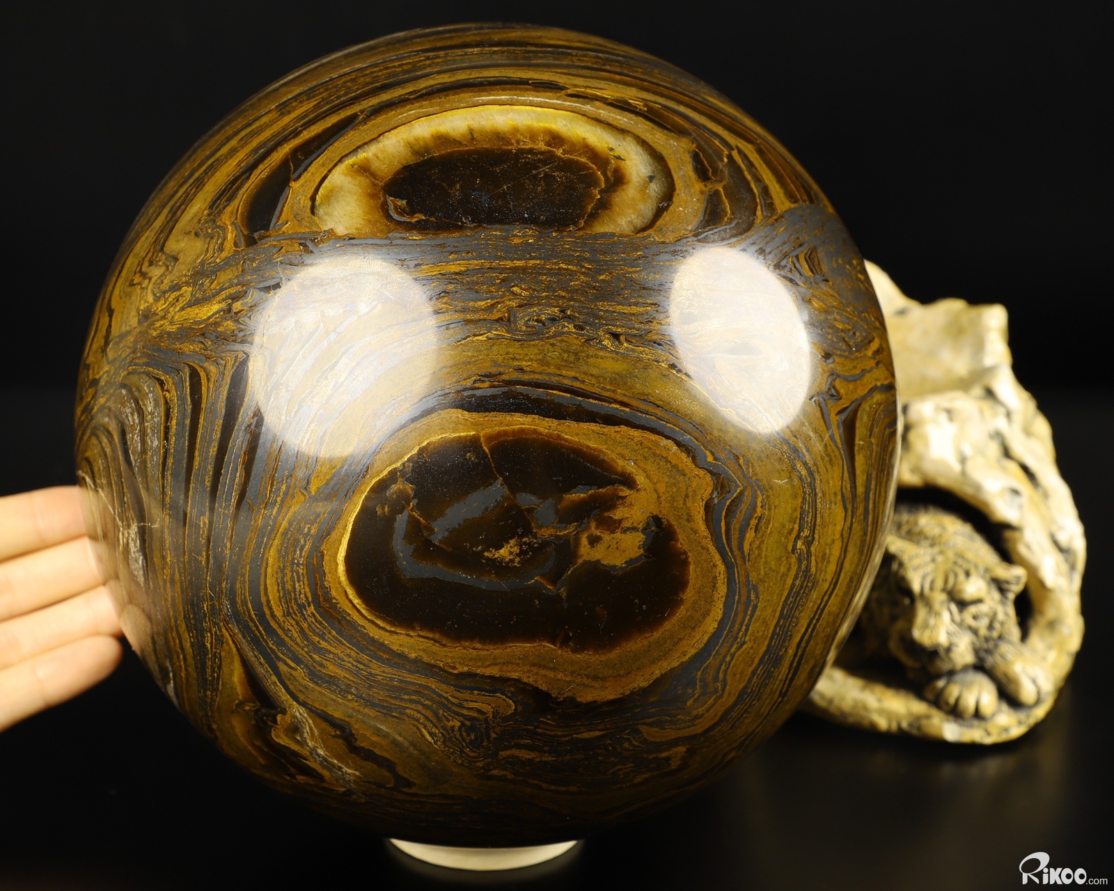 7.1″ Tiger Iron Eye Hand Carved Crystal Ball/Sphere, Crystal Healing