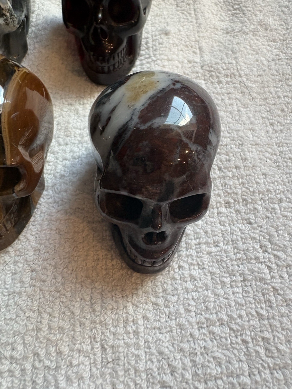 Lot If 8 Mini Skulls Human And Alien Green Moss Agate Pyrite Tiger Iron Eye