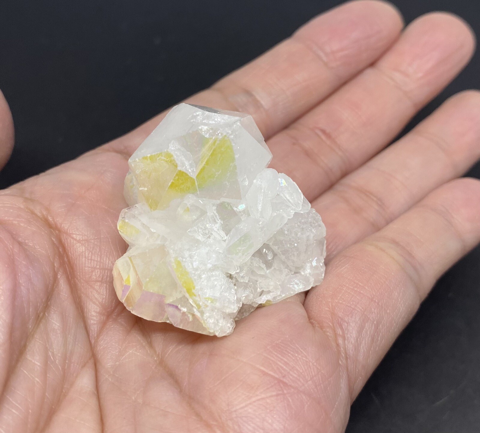 Titanium Rainbow Angel Aura Genuine Quartz Crystal Healing Chakra 33.2g 1 1/2in