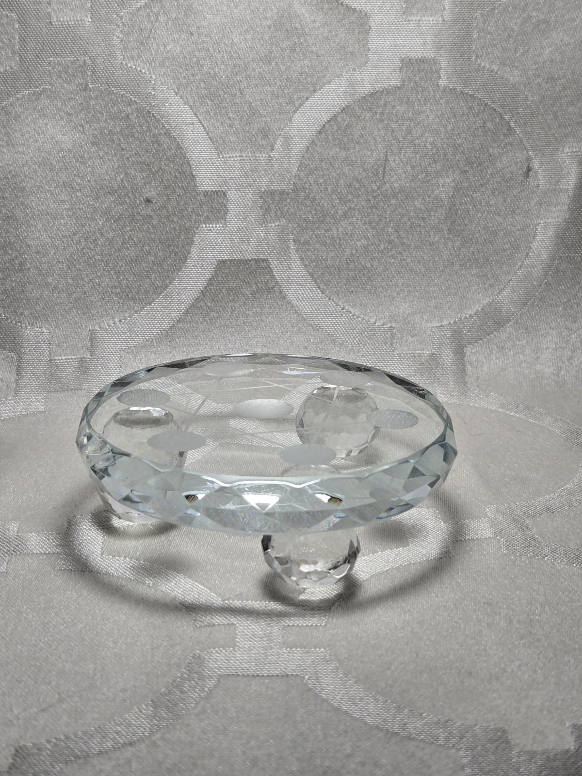 Crystal Stand for Sphere Chakra Stones Set Charging Plate Only NO Stones