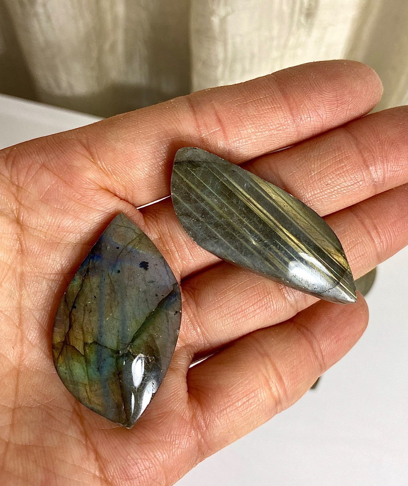 Wholesale Lot 12 Pcs Natural Labradorite Cabochon Crystal Healing Energy