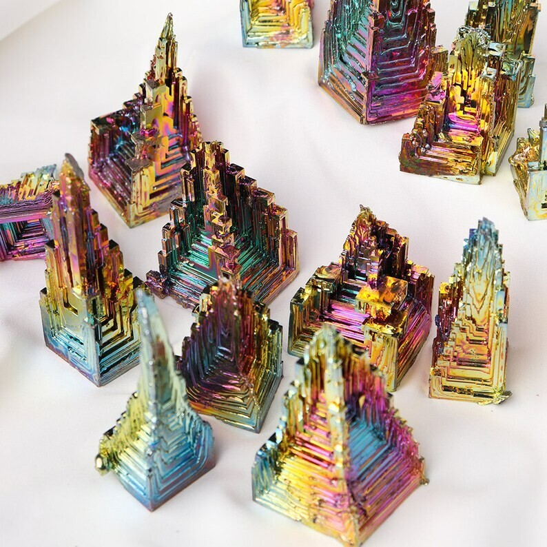 Natural Raw Aura Rainbow Titanium Bismuth Quartz Crystal Mineral Specimens Gift