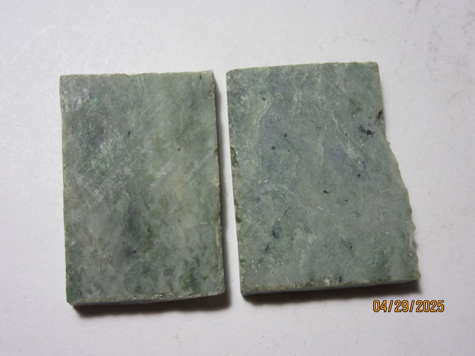 Medecino Green Nephrite Jade 1 5/16″ Slice Collectible MGNJ-60