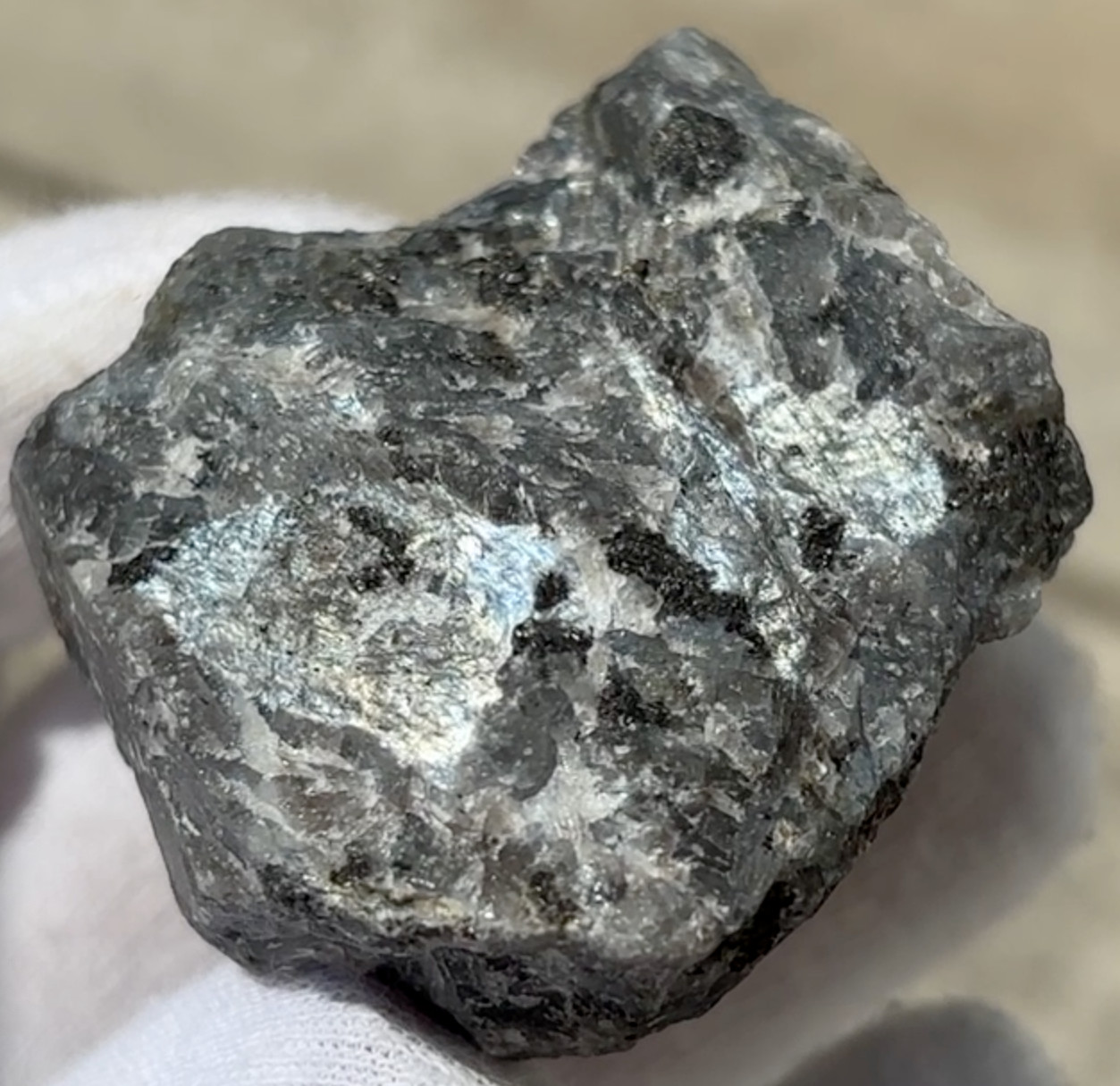 SEE VIDEO 2.5LB LOT FLASHY LARVIKITE LARVAKITE ROUGH SPECIMENS FLASH RAW LARGE-R
