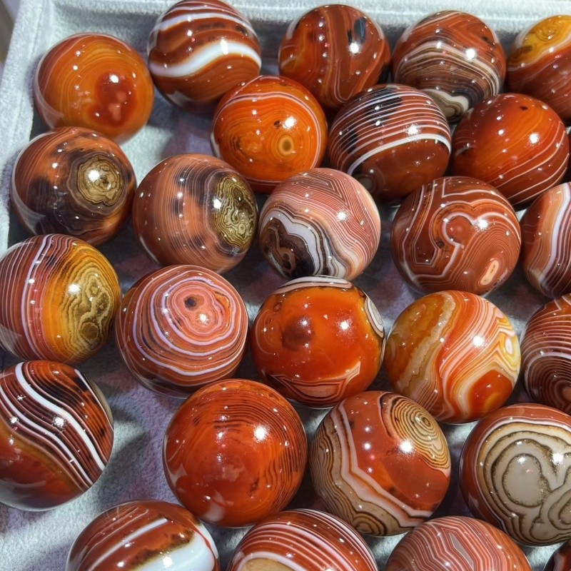 2.2LB 35-40mm Natural Quartz Crystal Agate Ball Reiki Divination Healing Random