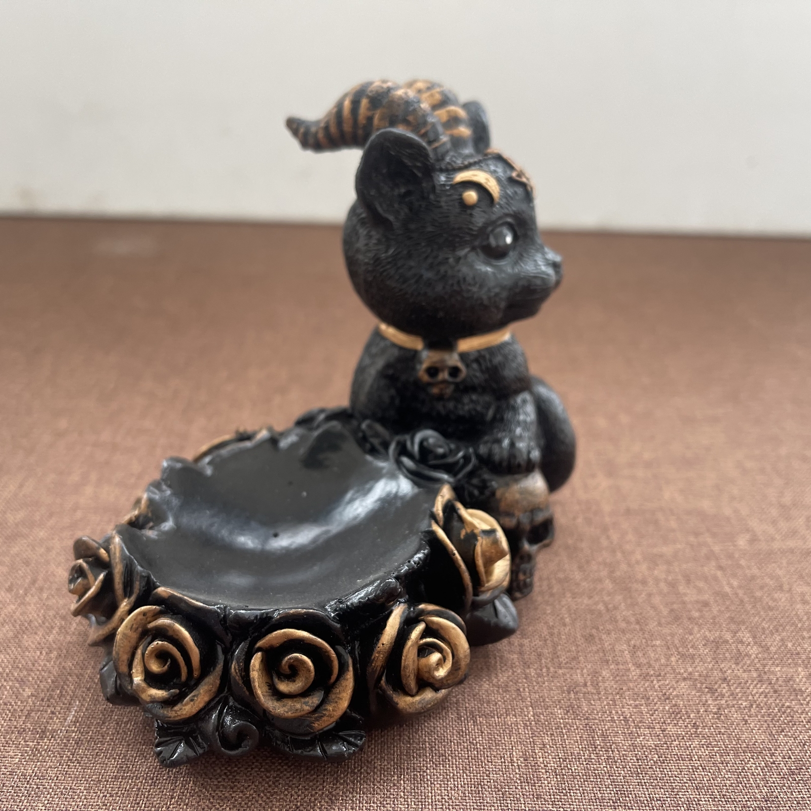 Sheep horned cat Sphere Stand Base Crystal Ball Hand Made Display