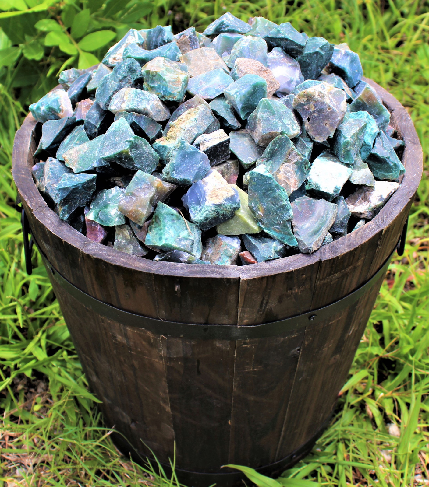 1/2 lb Bulk Lot Natural Rough Bloodstone Raw Rock Stone (Crystal Healing 8 oz)