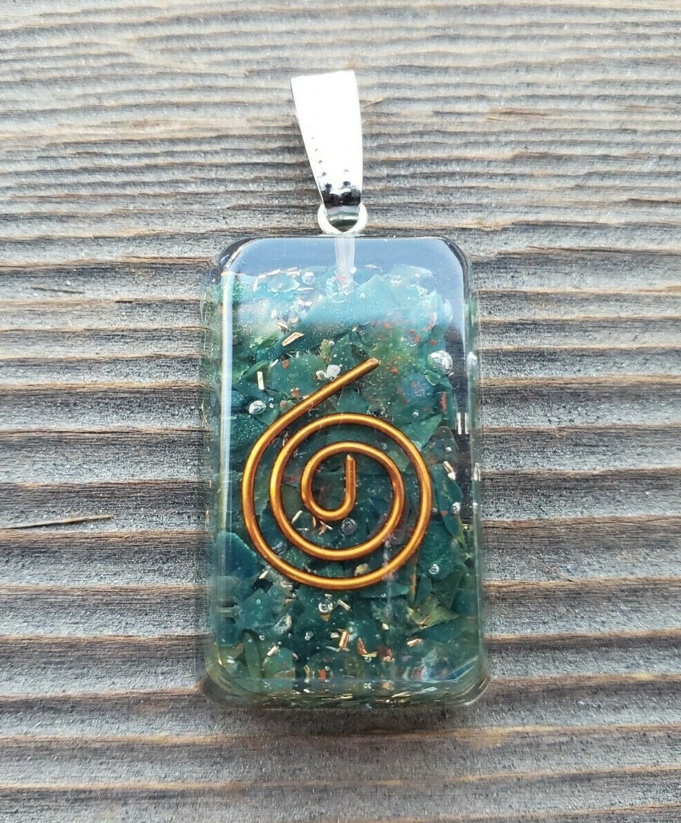 ORGONE BLOODSTONE GEMSTONE RECTANGLE PENDANT ORGONITE (ONE)
