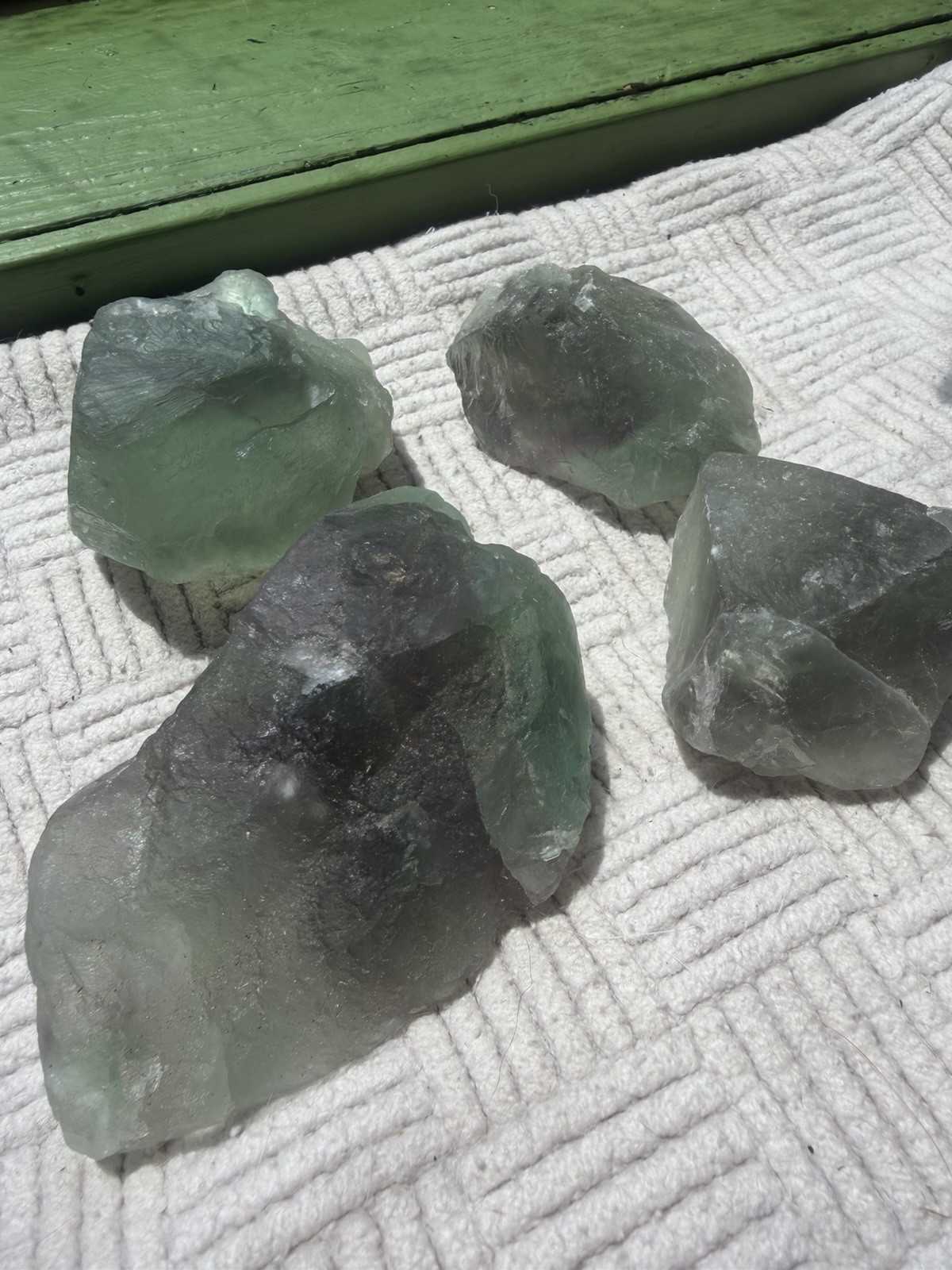 4pcs Raw Fluorite Quartz Crystal
