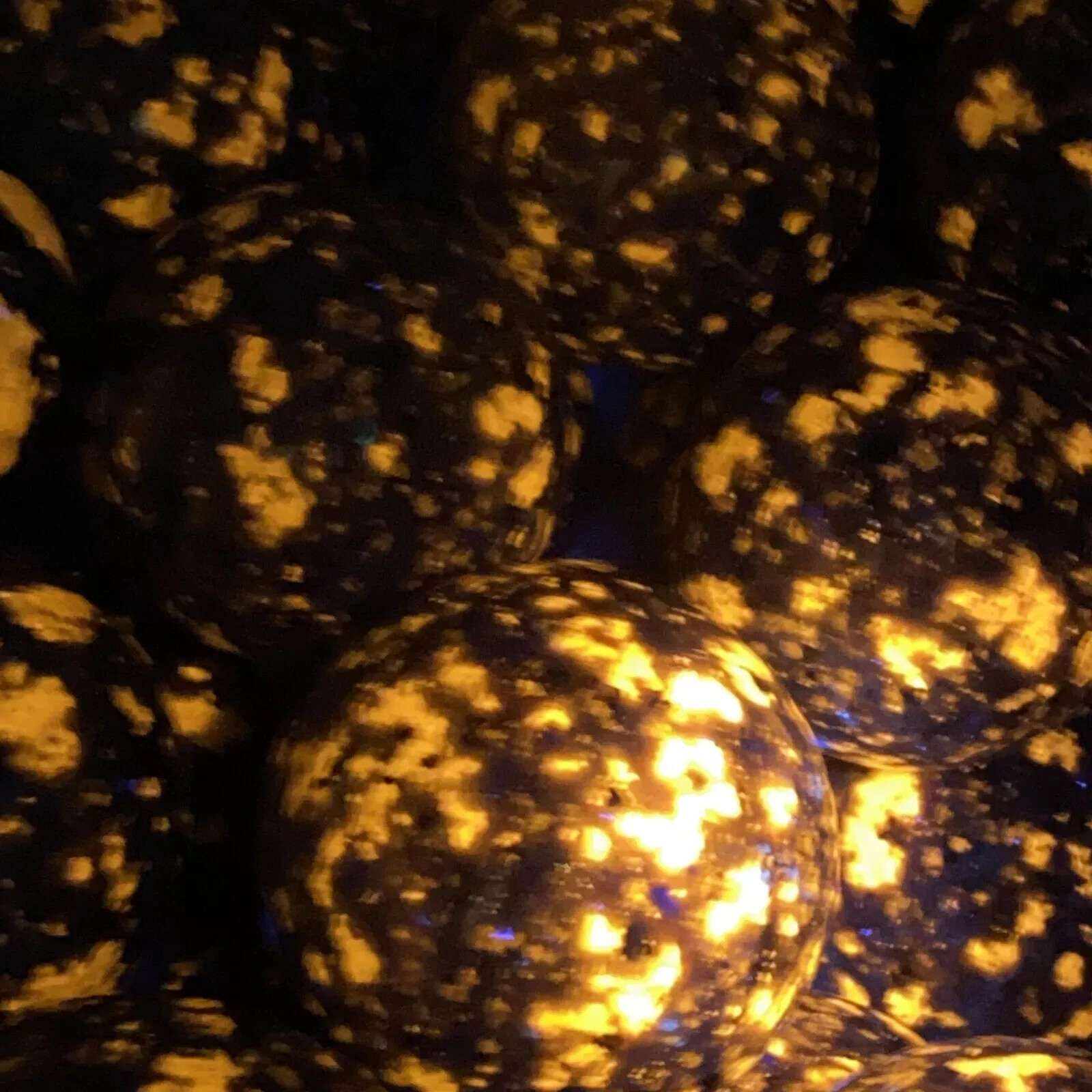 45mm+ Natural Yooperlite Ball Glow-in-UV Sphere Fluorescent Sodalite Quartz Deco