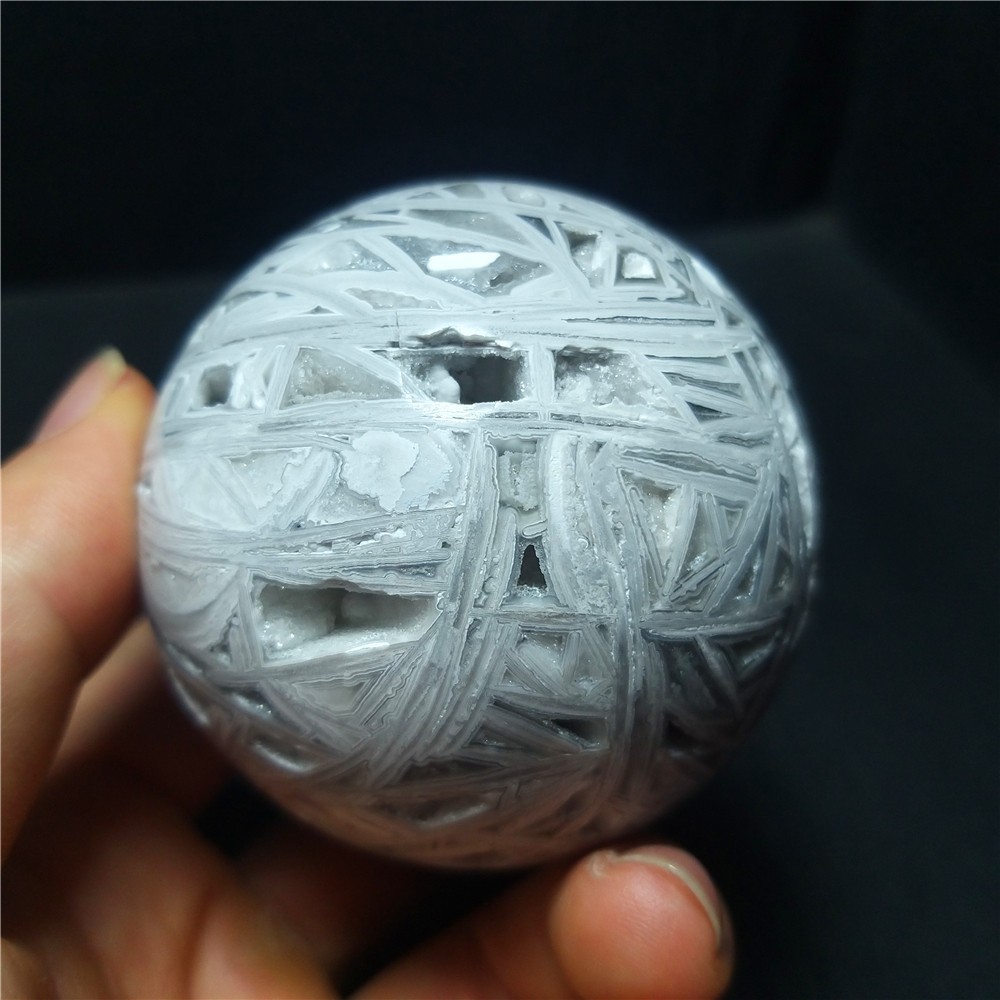 Rare 270.2G 61mm Natural Grid Agate Stone Sphere Ball Herling A434