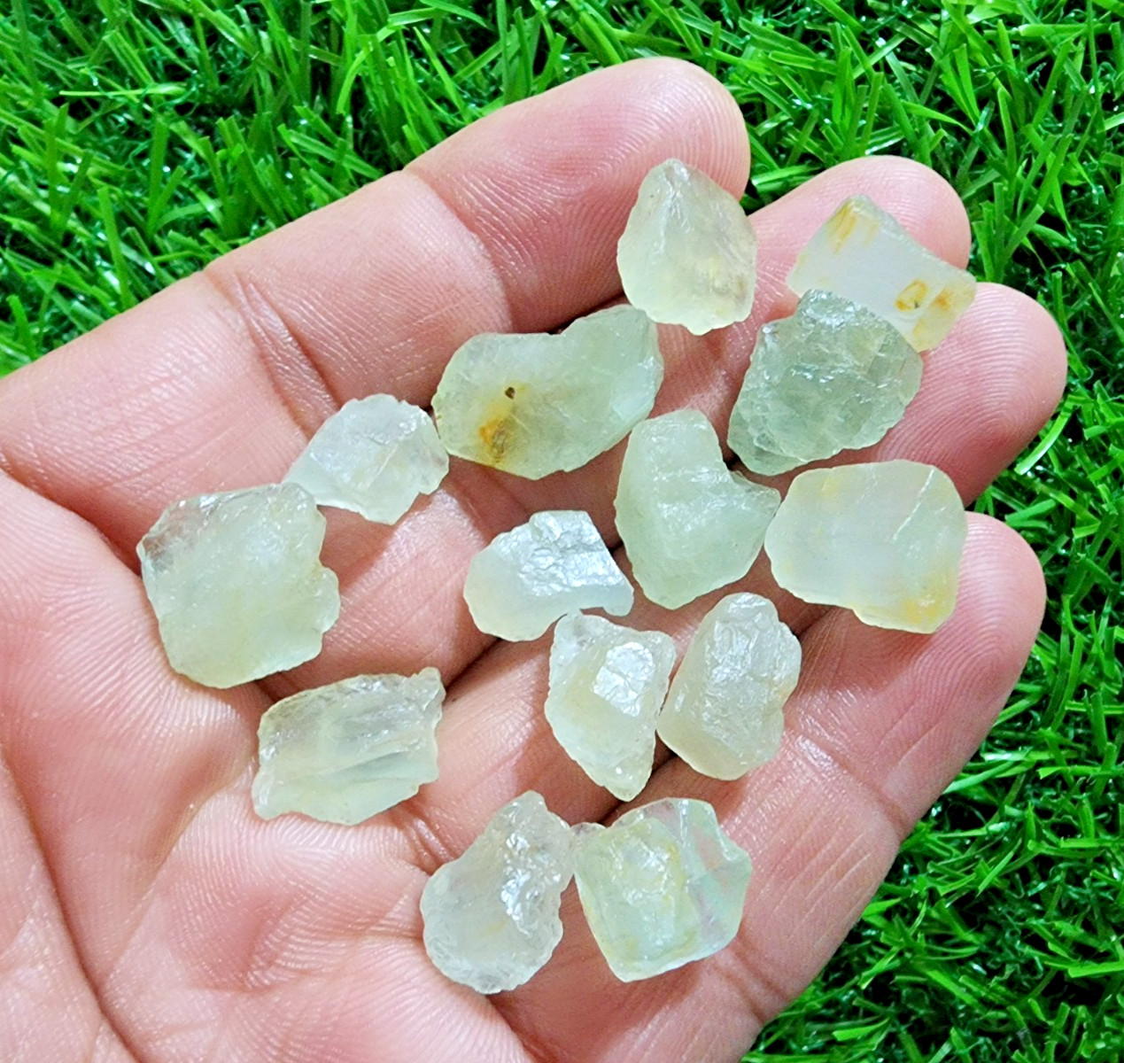 14pcs Glowing Aquamarine Gemstone Rough Lot 12-19MM Aquamarine Rough Stone Bulk