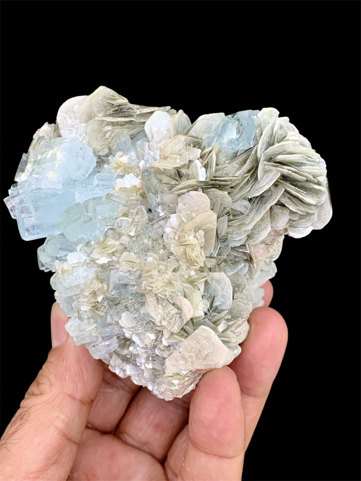 579 Grams Aquamarine Cluster With Mica Combine Specimen From Nagar Pakistan.