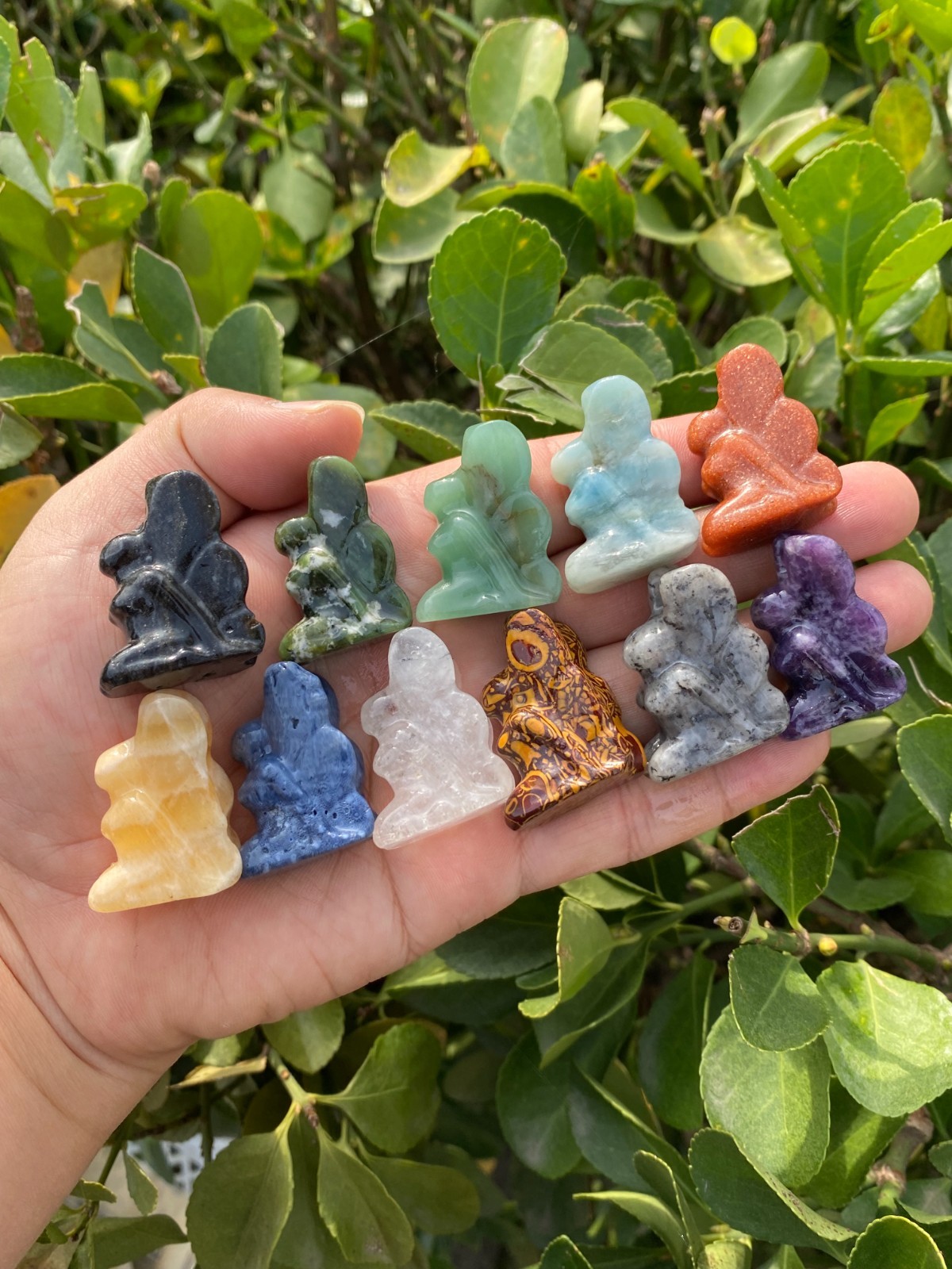 5pcs mixed Natural Quartz carved crystal fairy skull reiki healing gift random