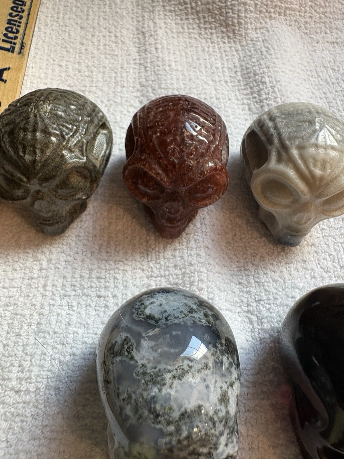 Lot If 8 Mini Skulls Human And Alien Green Moss Agate Pyrite Tiger Iron Eye