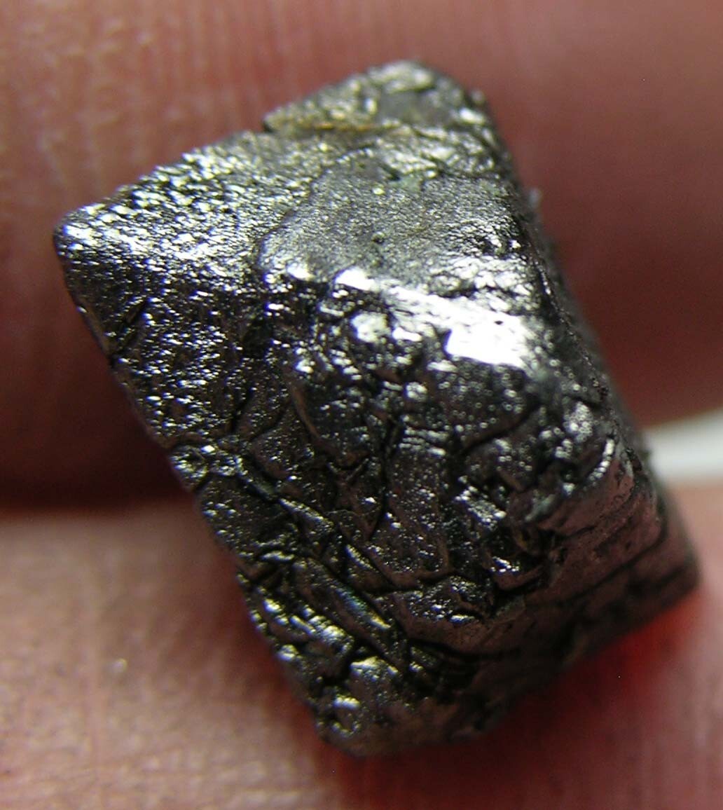#27 Pakistan 11.25ct Natural Octahedron Magnetite Crystal Specimen 2.20g 13mm