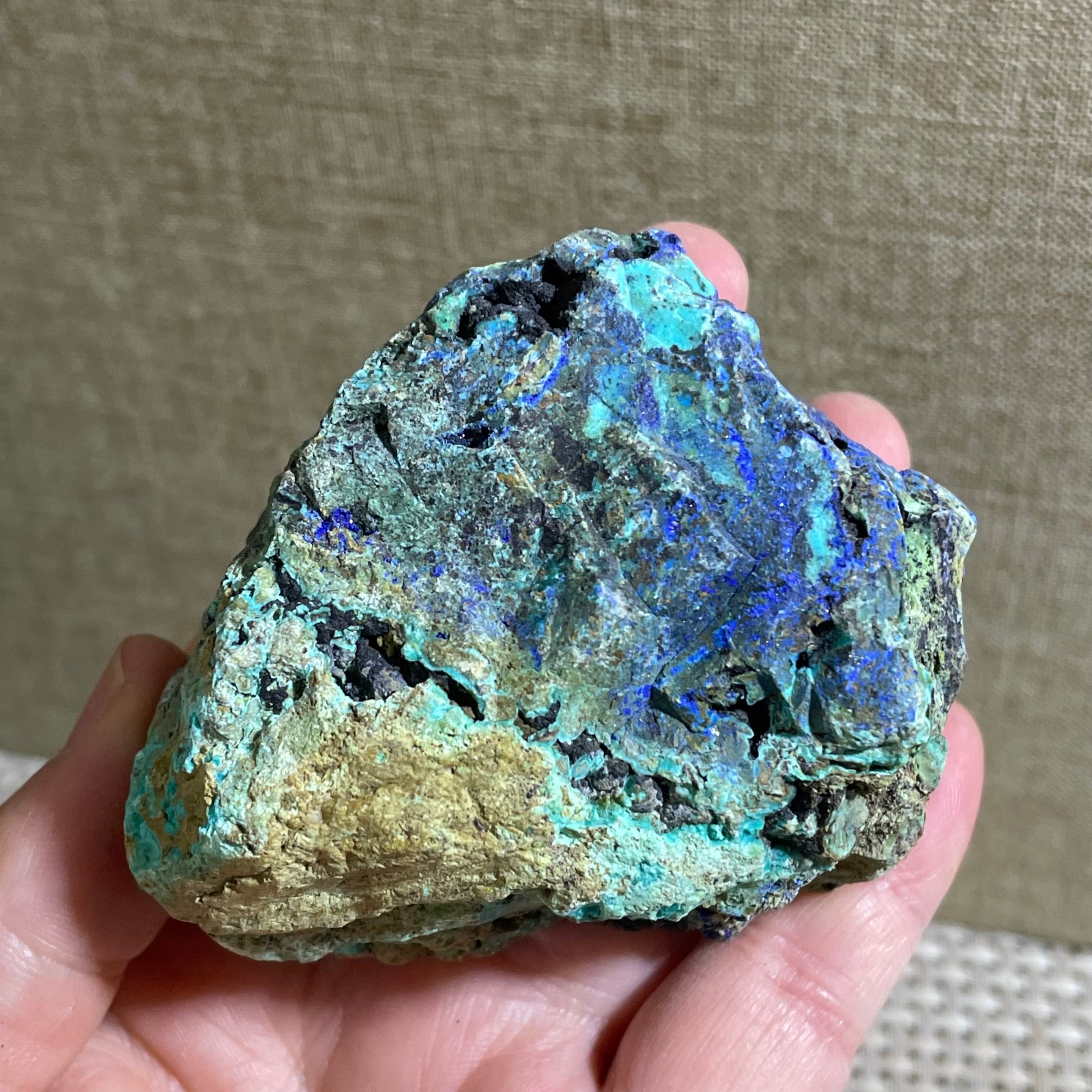 Restoration of Blue Copper Ore Quartz Mineral Samples 149g
