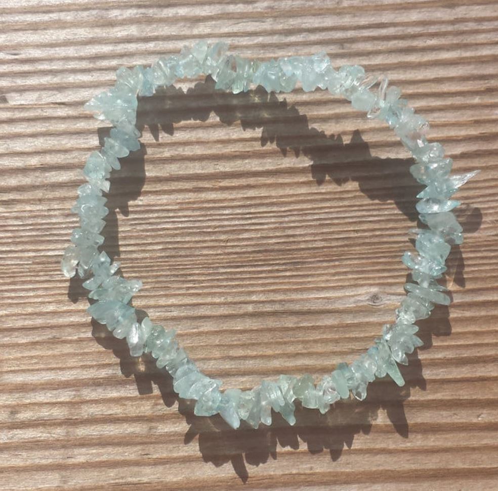 NATURAL AQUAMARINE STONE GEMSTONE STRETCHY CHIP BRACELET