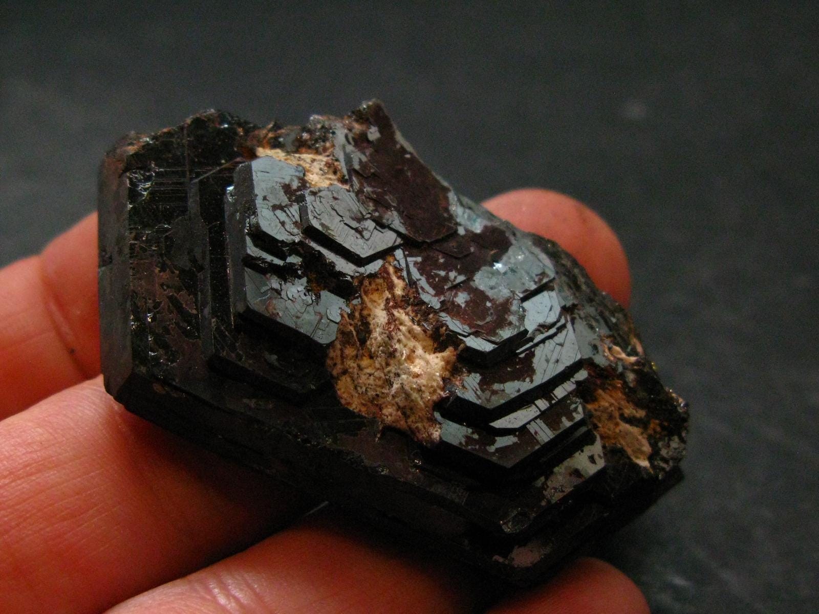 Large Hematite “Iron Rose” from Brazil – 2.0″ – 41.39 Grams