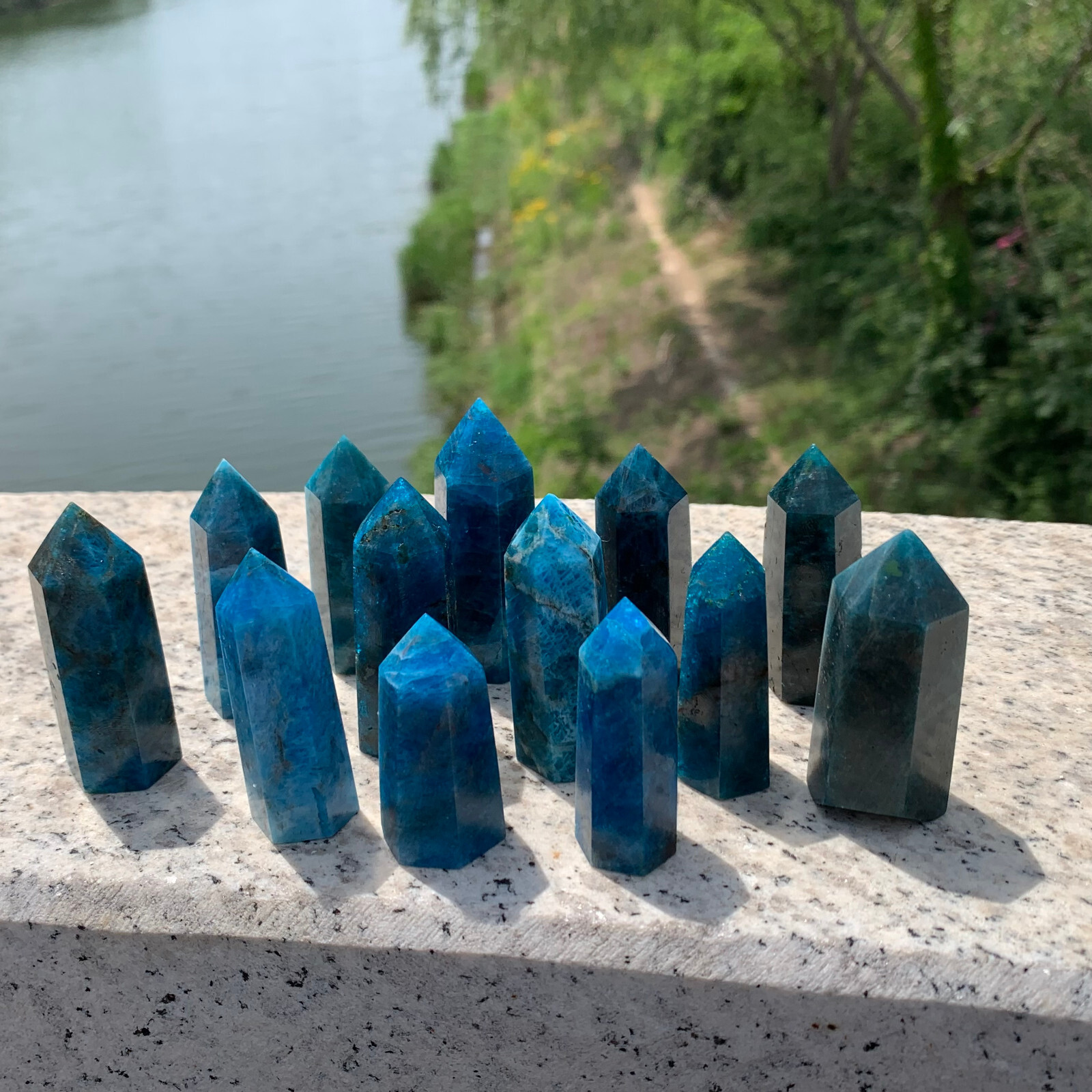 1LB natural apatite quartz obelisk crystal wand point healing random 40-70mm